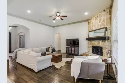 101 Sandlin Court, Springtown, TX 76082 - Photo 17