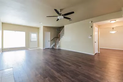 4108 Creekmeadow Drive, Carrollton, TX 75010 - Photo 5