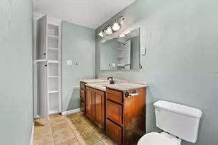 1704 W Birge St, Sherman, TX 75092 - Photo 15