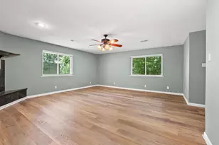 1704 W Birge St, Sherman, TX 75092 - Photo 9