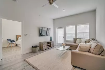 209 Wimberly Street #1-109, Fort Worth, TX 76107 - Photo 7