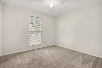 2721 Lucas Drive, Arlington, TX 76015 - Photo 13