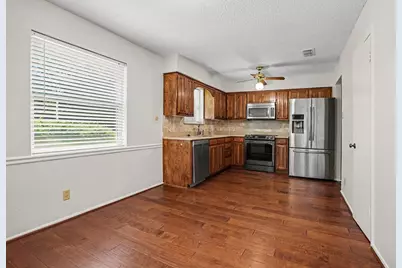 2721 Lucas Drive, Arlington, TX 76015 - Photo 3
