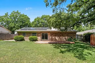 2721 Lucas Dr, Arlington, TX 76015 - Photo 1