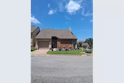 112 Summer Place Circle, Pottsboro, TX 75076 - Photo 1