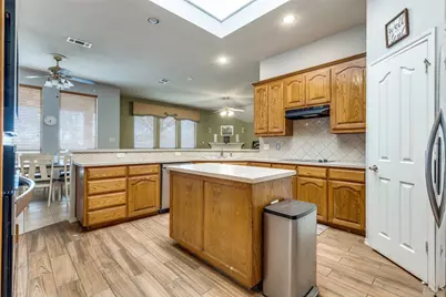 10812 Grayhawk Lane, Fort Worth, TX 76244 - Photo 11