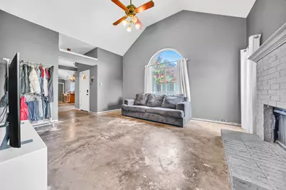 928 Winding Creek Drive, Mesquite, TX 75149 - Photo 5