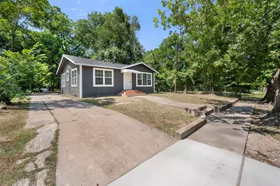 706 E 1st Avenue, Corsicana, TX 75110 - Photo 27