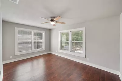 706 E 1st Avenue, Corsicana, TX 75110 - Photo 25