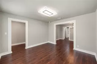 706 E 1st Ave, Corsicana, TX 75110 - Photo 7