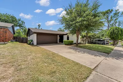 6548 Wooddale Drive, Watauga, TX 76148 - Photo 3