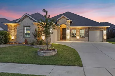 4408 Sugargrove Lane, Arlington, TX 76001 - Photo 1