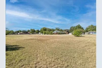 1018 Mockingbird Lane, Denton, TX 76209 - Photo 1