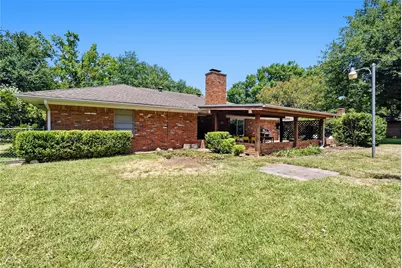 1710 Surrey Circle, Grand Prairie, TX 75050 - Photo 19