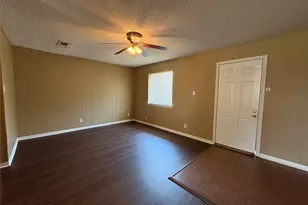 811 Acton Ave, Duncanville, TX 75137 - Photo 3