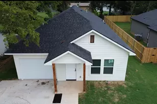 1031 W Coffin, Denison, TX 75020 - Photo 3