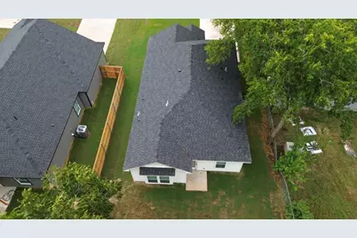 1031 W Coffin, Denison, TX 75020 - Photo 5