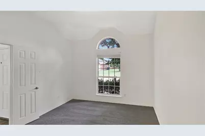 1106 Eastbrook, Glenn Heights, TX 75154 - Photo 7