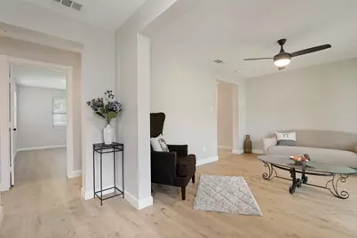 110 W Marguerita Drive, Garland, TX 75040 - Photo 7