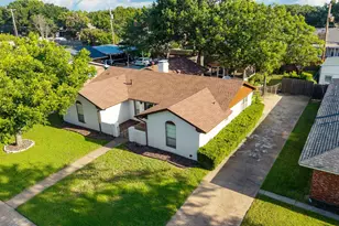 8348 Hillside Dr, Frisco, TX 75033 - Photo 3