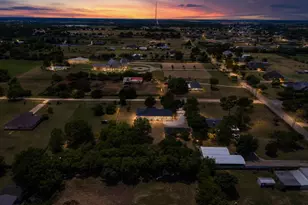 2913 County Rd 920, Crowley, TX 76036 - Photo 17