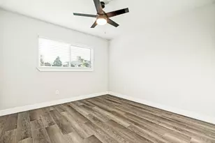 437 Peninsula Dr, Lakewood Village, TX 75068 - Photo 15