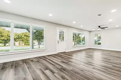 437 Peninsula Drive, Lakewood Village, TX 75068 - Photo 5