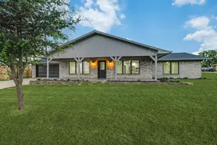 437 Peninsula Dr, Lakewood Village, TX 75068 - Photo 1