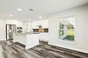 437 Peninsula Dr, Lakewood Village, TX 75068 - Photo 7