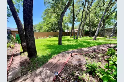416 Jones Street, Hamilton, TX 76531 - Photo 11