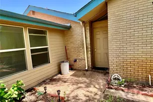 416 Jones St, Hamilton, TX 76531 - Photo 7