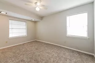 2029 Willow Ln, Plano, TX 75074 - Photo 11