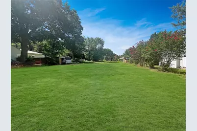 306 E Kimbrough Street, Mesquite, TX 75149 - Photo 3
