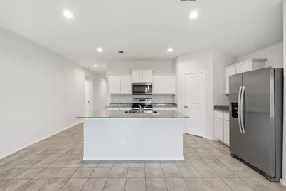 409 Beekeeper Drive, Fort Worth, TX 76131 - Photo 9