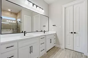 4924 Mona Lisa St, Fort Worth, TX 76137 - Photo 13