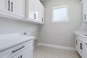 4924 Mona Lisa St, Fort Worth, TX 76137 - Photo 11