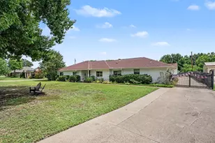 708 Summer Pl, Murphy, TX 75094 - Photo 3