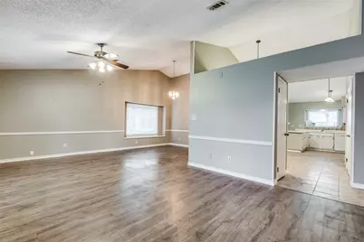 4409 Seville Lane, McKinney, TX 75070 - Photo 5