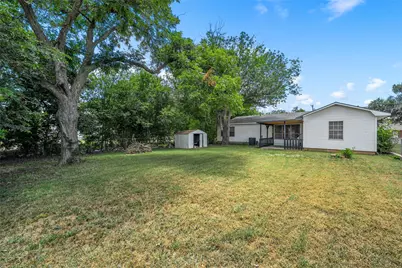 303 Avenue E, Moody, TX 76557 - Photo 15