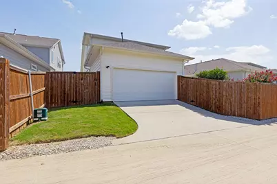 6648 Windfall Drive, Fort Worth, TX 76135 - Photo 27