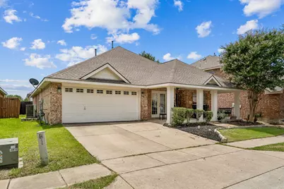 8013 Elk Mountain Trail, McKinney, TX 75070 - Photo 3