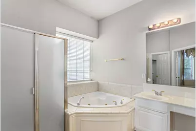 4213 Sharondale Drive, Flower Mound, TX 75022 - Photo 11
