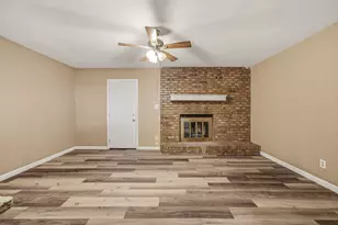 133A Lori Dr, Mineral Wells, TX 76067 - Photo 5
