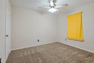 8420 Creekbluff Dr, Dallas, TX 75249 - Photo 21