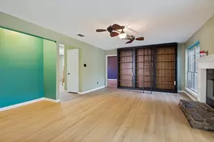 8420 Creekbluff Dr, Dallas, TX 75249 - Photo 7