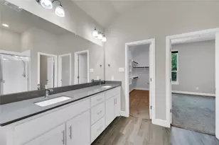 802 Grove Park Ln, Midlothian, TX 76065 - Photo 19