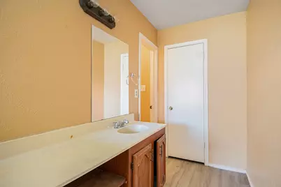 6600 Brookhaven Court, Fort Worth, TX 76133 - Photo 15