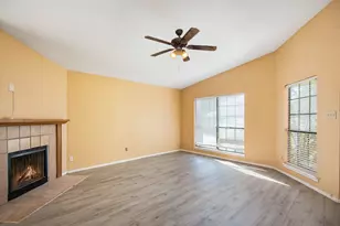 6600 Brookhaven Ct, Fort Worth, TX 76133 - Photo 5