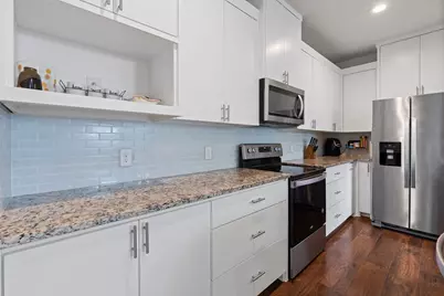 106 1/2 Cook Street, Waxahachie, TX 75165 - Photo 9