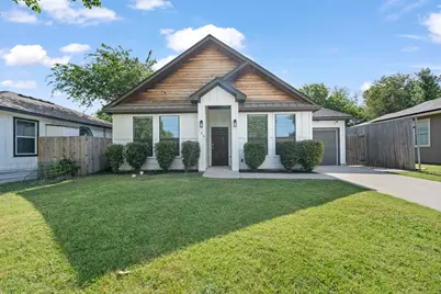 106 1/2 Cook Street, Waxahachie, TX 75165 - Photo 1